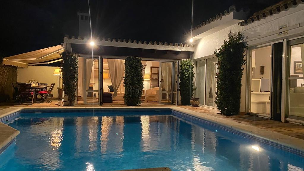 Villa El Puerto de Santa Maria, Cadiz, Spānijā 4 istabas, 240 m2 Nr. 122178