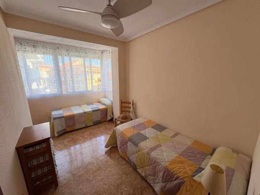 Dzīvoklis Torrevieja, Alicante, Spānijā 2 istabas, 71 m2 Nr. 131475