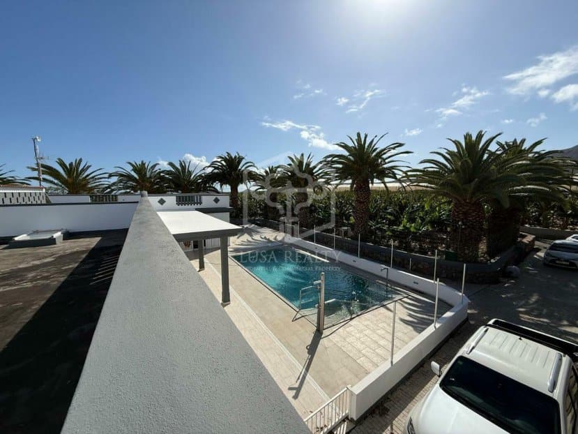 Villa a Arona, Tenerife, Spagna 5 camere da letto, 495 mq. N° 128050
