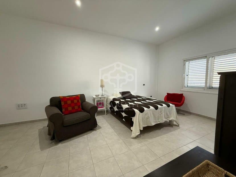 Villa a Arona, Tenerife, Spagna 5 camere da letto, 495 mq. N° 128050