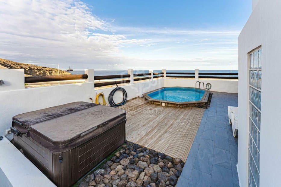 Townhouse à El Medano, Tenerife, Espagne 4 chambres, 194 m2 No. 128051