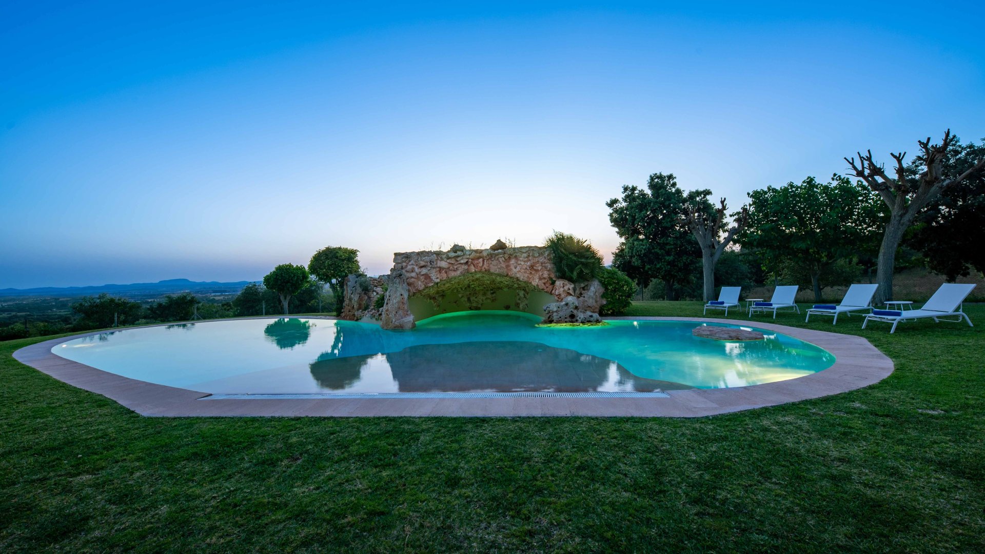 Finca in Manacor, Mallorca, Spain 5 bedrooms, 493 sq.m. No. 128210