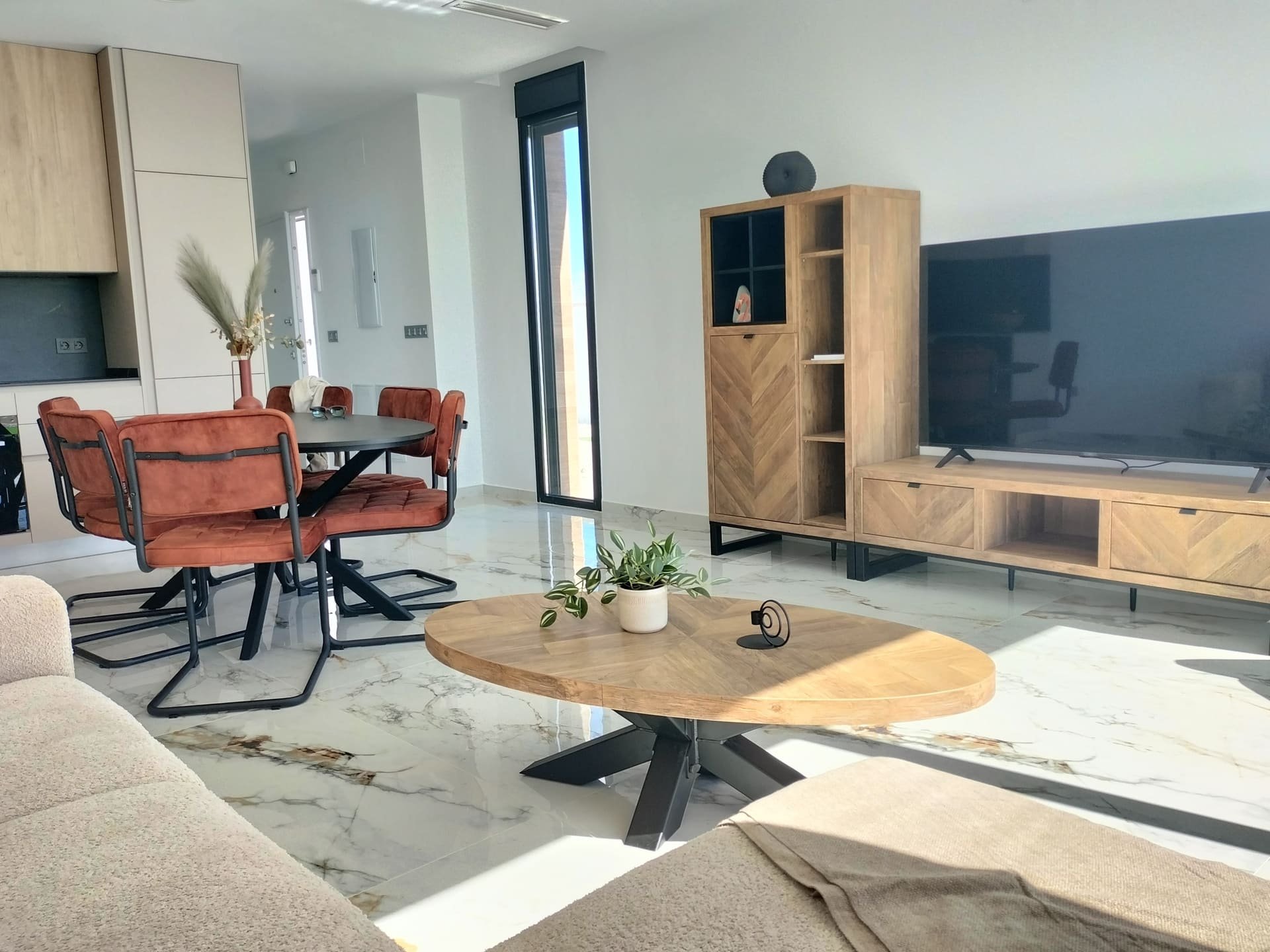 Huoneisto Pilar de la Horadada, Alicante, Espanja 3 makuuhuonetta, 205 m2 No. 132395