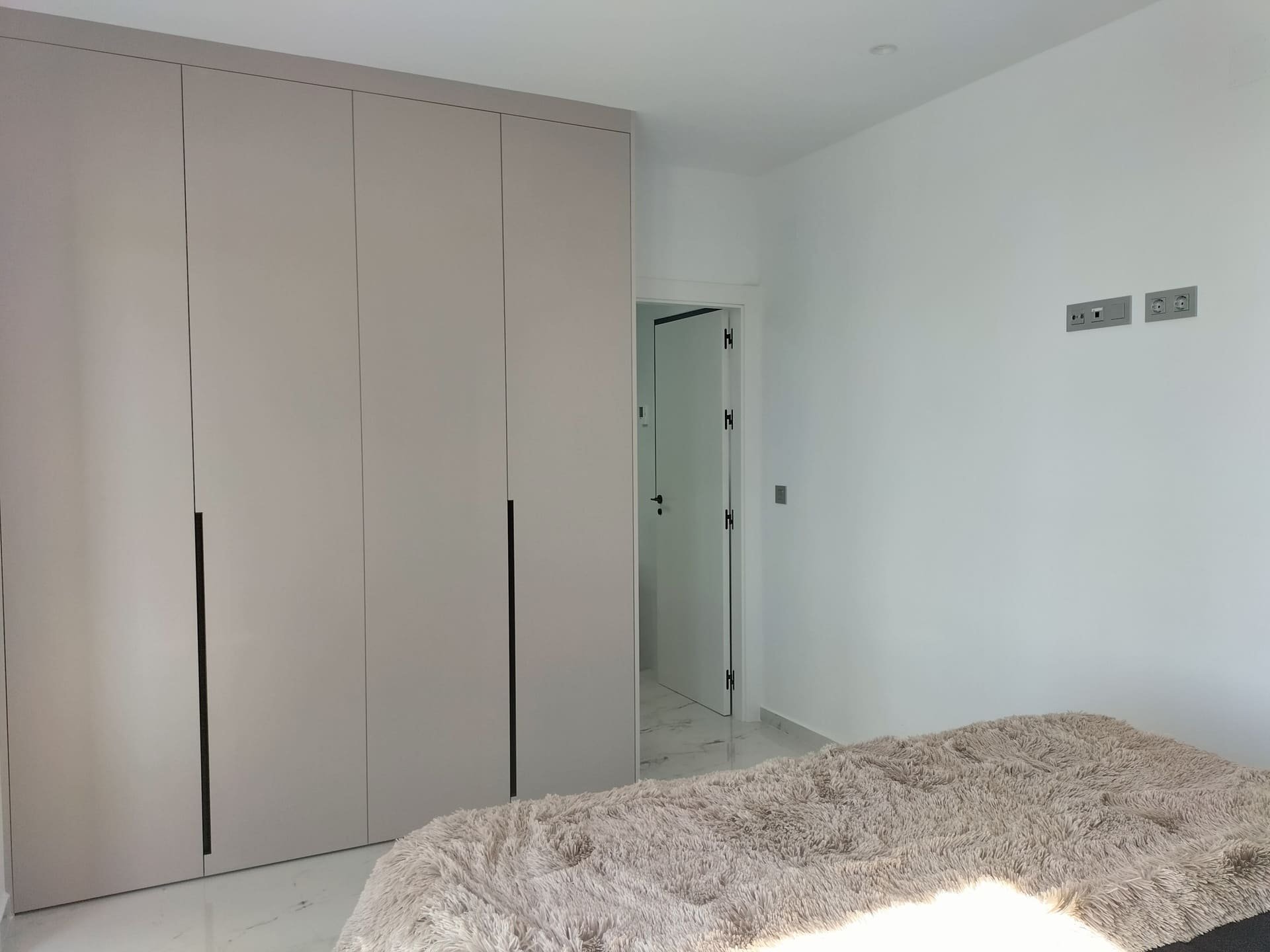 Huoneisto Pilar de la Horadada, Alicante, Espanja 3 makuuhuonetta, 205 m2 No. 132395