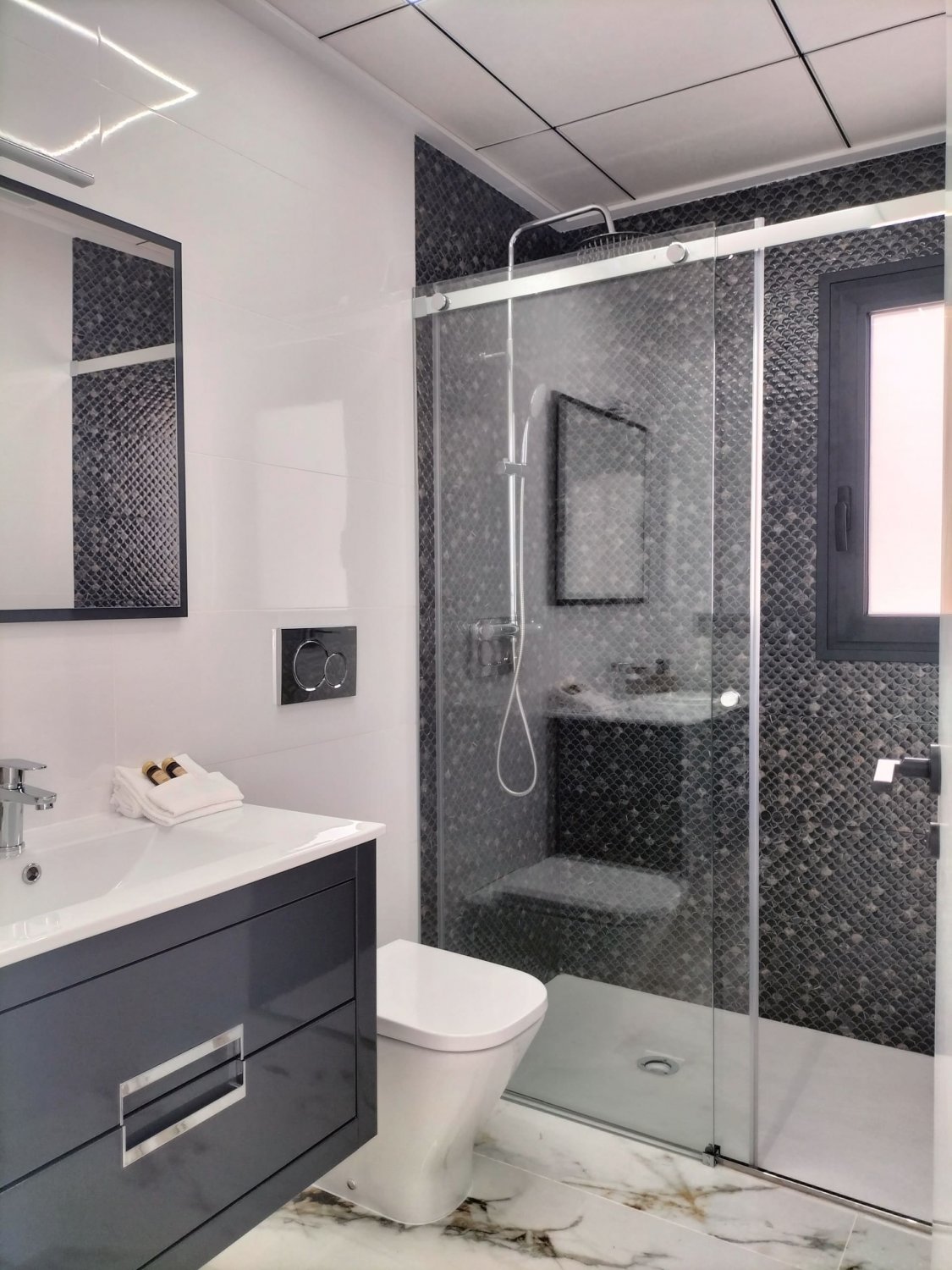 Huoneisto Pilar de la Horadada, Alicante, Espanja 3 makuuhuonetta, 205 m2 No. 132395