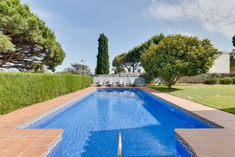 Māja Blanes, Girona, Spānijā 5 istabas, 397 m2 Nr. 130268