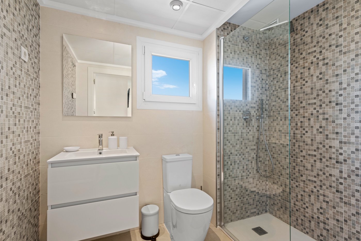 Apartment à Punta Prima, Alicante, Espagne 2 chambres, 120 m2 No. 125897