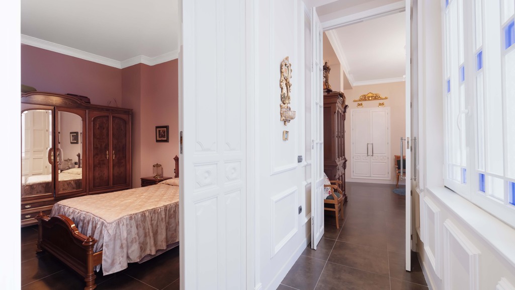 Apartment in Malaga, Spain 4 bedrooms, 284 sq.m. No. 120287