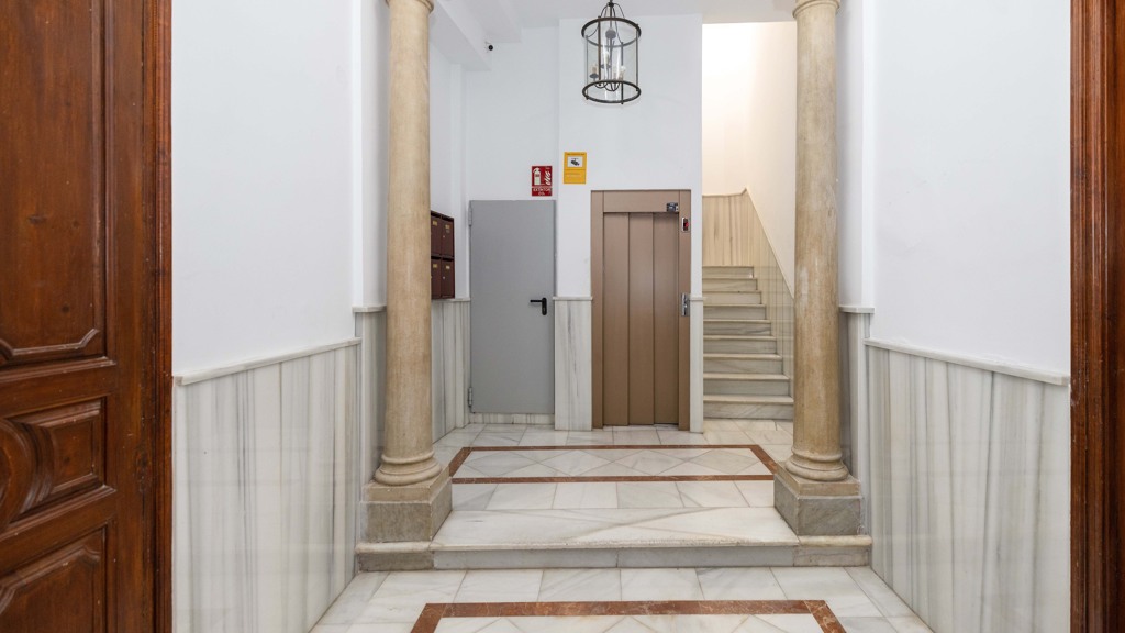 Apartment in Malaga, Spain 4 bedrooms, 284 sq.m. No. 120287