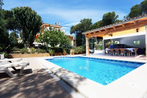 Villa in Santa Ponsa, Mallorca, Spanien 3 Schlafzimmer, 260 m2 Nr. 122547