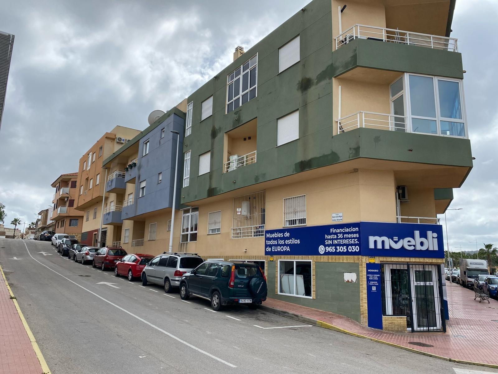 Dzīvoklis San Miguel de Salinas, Alicante, Spānijā 2 istabas, 75 m2 Nr. 124914