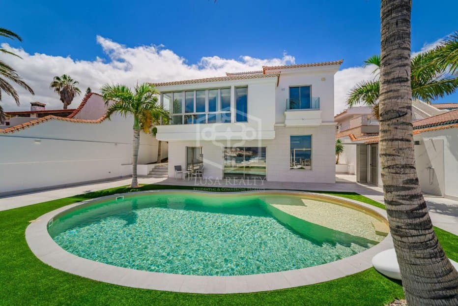 Villa in Santiago del Teide, Tenerife, Spanien 7 Schlafzimmer, 450 m2 Nr. 130894