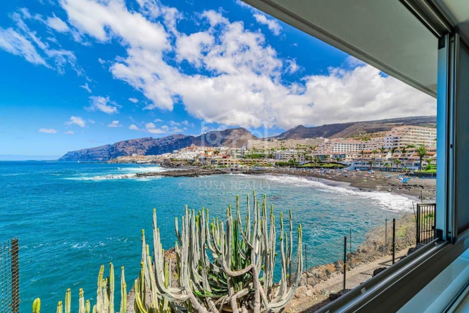 Villa in Santiago del Teide, Tenerife, Spanien 7 Schlafzimmer, 450 m2 Nr. 130894