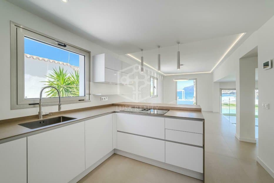 Villa in Santiago del Teide, Tenerife, Spanien 7 Schlafzimmer, 450 m2 Nr. 130894