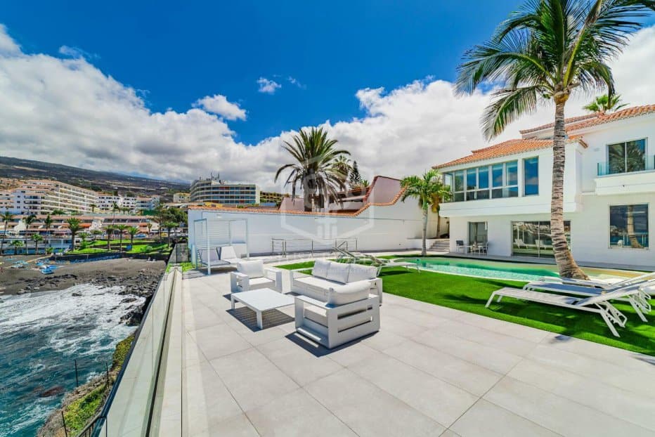 Villa in Santiago del Teide, Tenerife, Spanien 7 Schlafzimmer, 450 m2 Nr. 130894