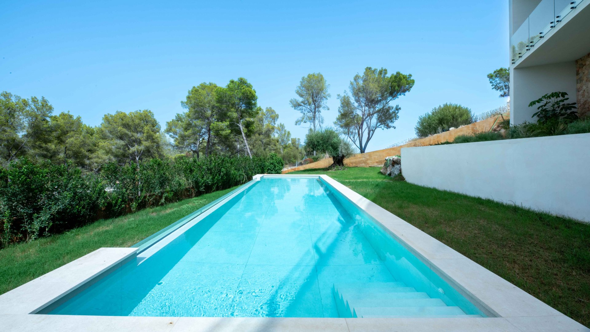 Huvila Costa De La Calma, Mallorca, Espanja 5 makuuhuonetta, 390 m2 No. 130964
