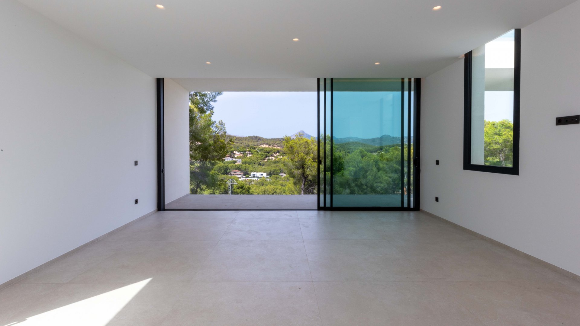 Huvila Costa De La Calma, Mallorca, Espanja 5 makuuhuonetta, 390 m2 No. 130964