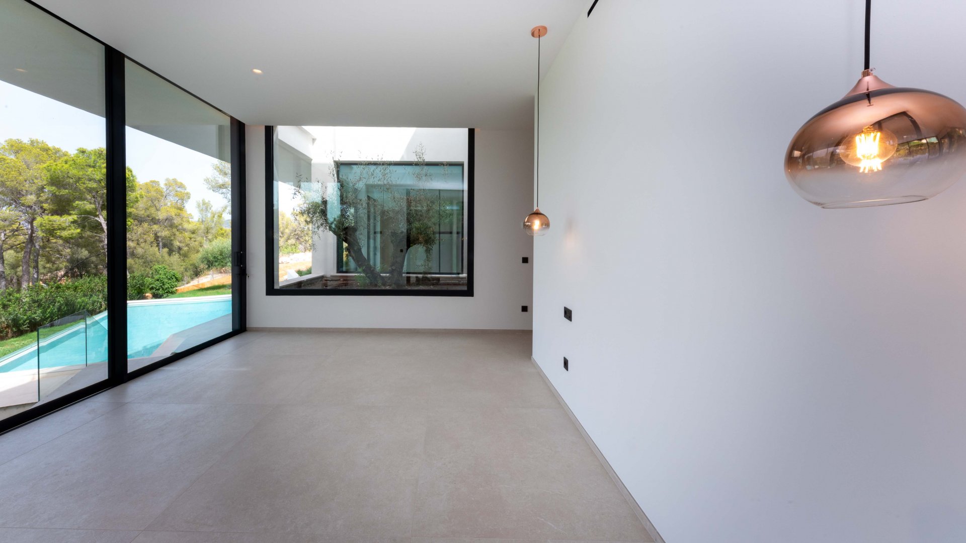 Huvila Costa De La Calma, Mallorca, Espanja 5 makuuhuonetta, 390 m2 No. 130964