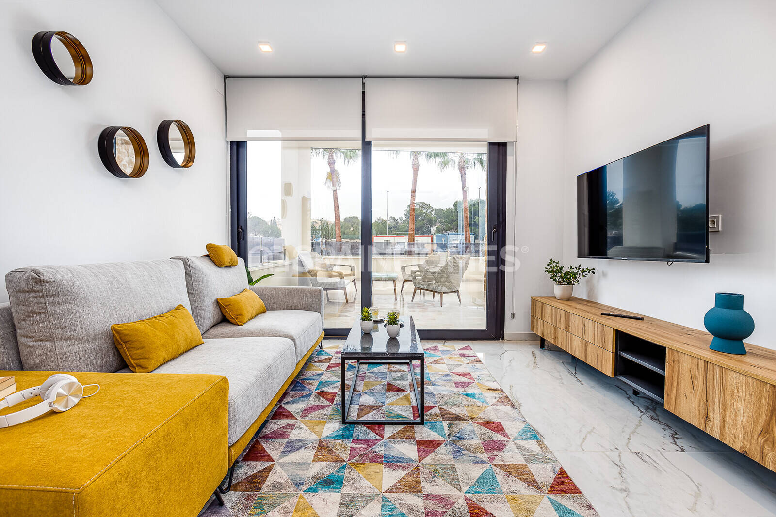 Apartamento en Torrevieja, Alicante, España 2 dormitorios, 77 m2 No. 132786