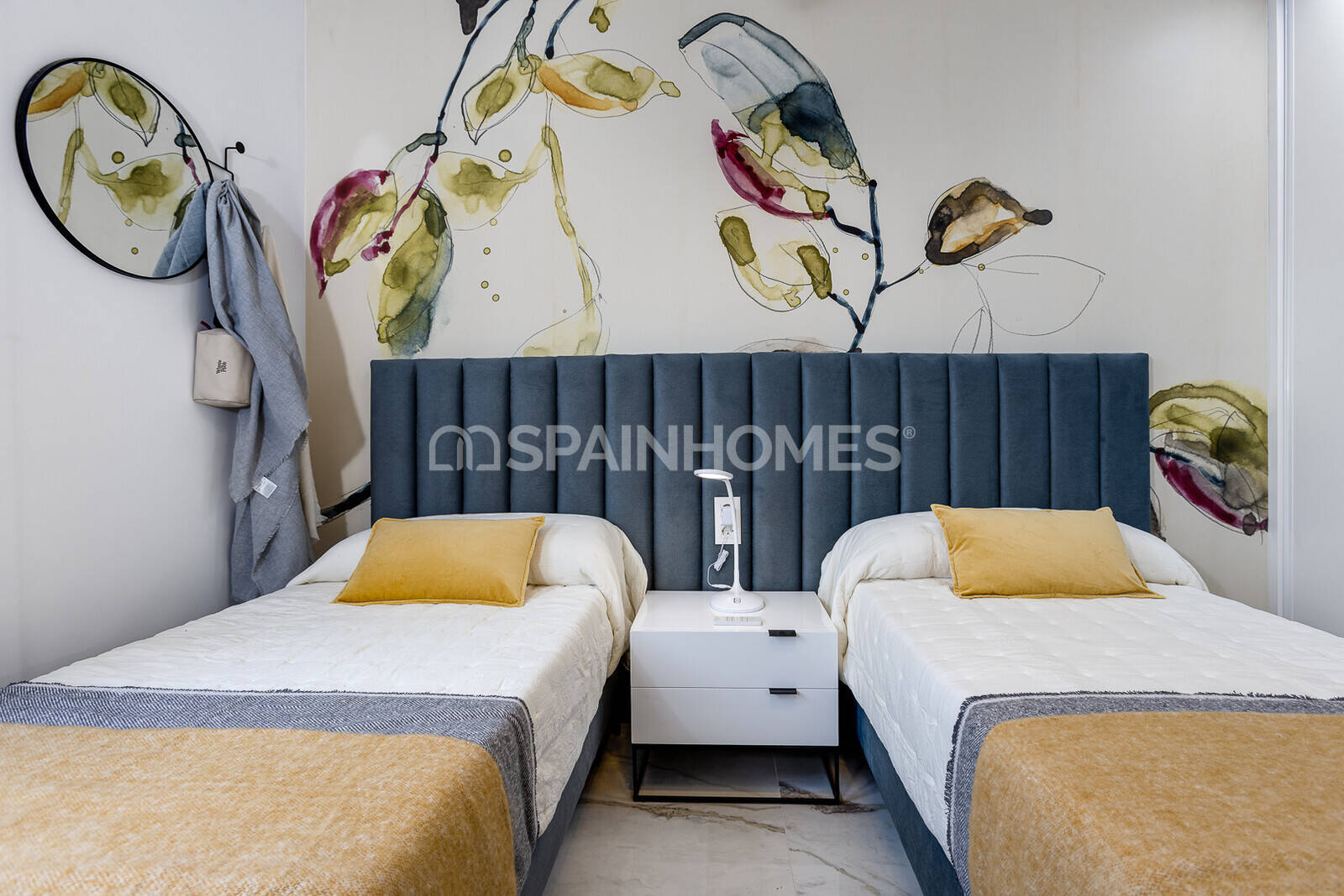 Apartamento en Torrevieja, Alicante, España 2 dormitorios, 77 m2 No. 132786