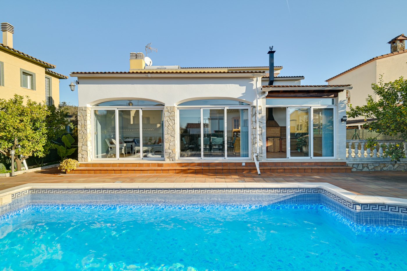House à Lloret de Mar, Girona, Espagne 3 chambres, 348 m2 No. 130343