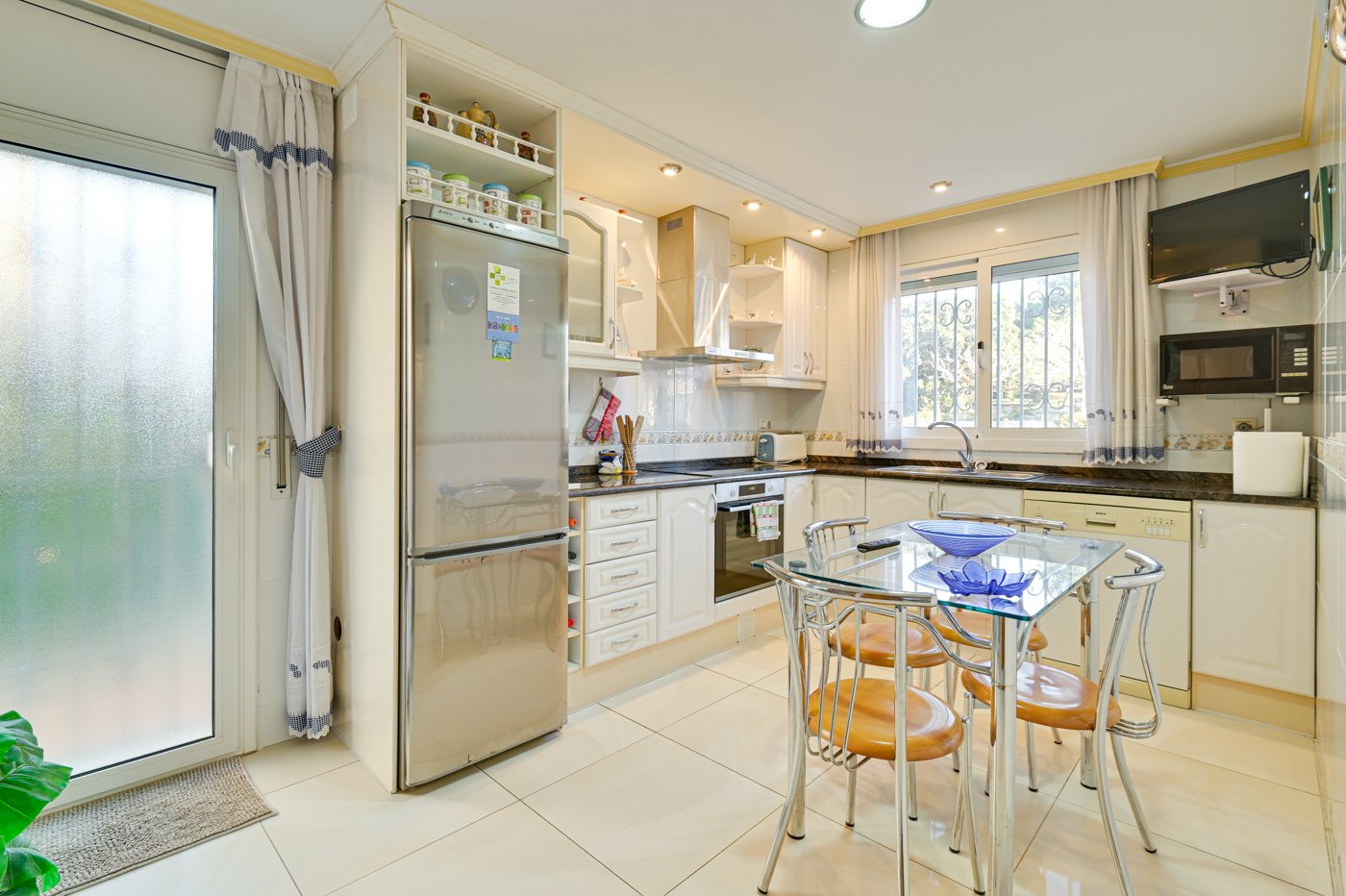 House à Lloret de Mar, Girona, Espagne 3 chambres, 348 m2 No. 130343