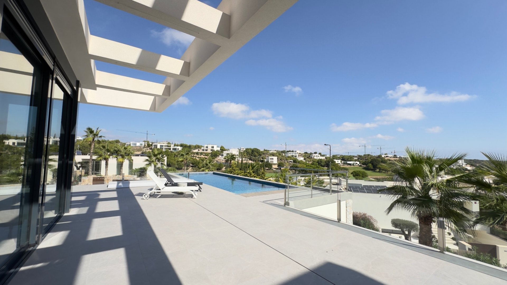 Willa w Pinar De Campoverde, Alicante, Hiszpania 6 sypialni, 450 mkw. nr 125908