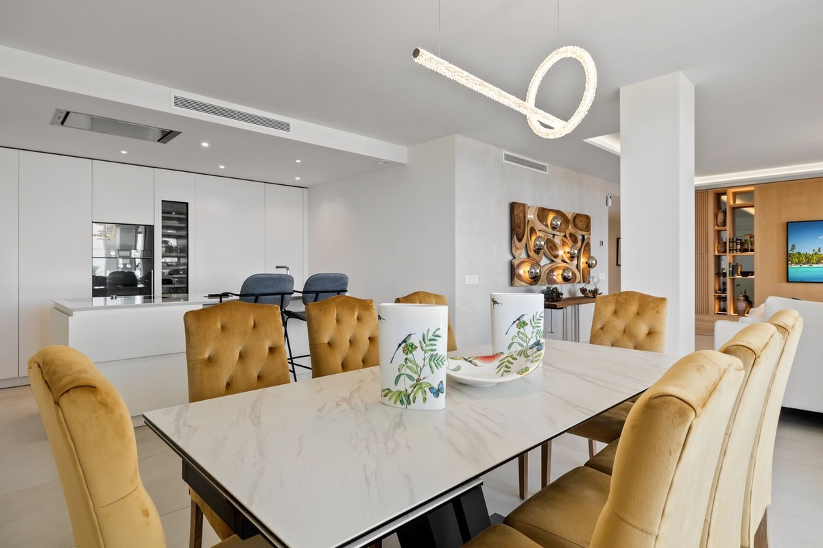 Apartament w Marbella, Malaga, Hiszpania 7 sypialni, 330 mkw. nr 122756
