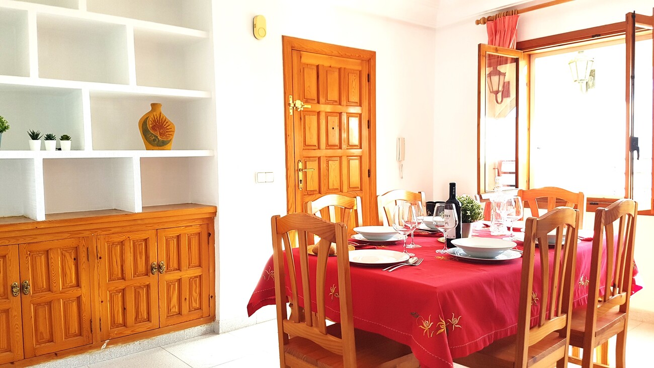Apartment à Torrevieja, Alicante, Espagne 7 chambres,  No. 125075