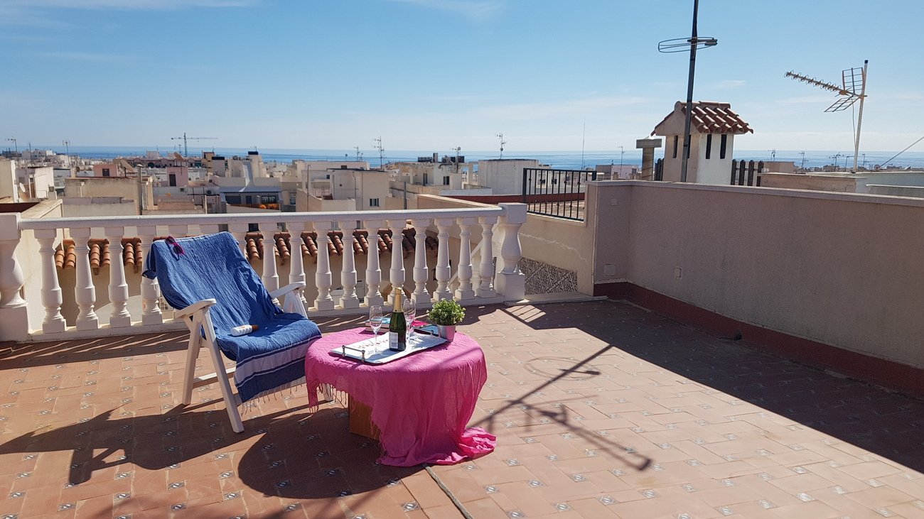 Apartment à Torrevieja, Alicante, Espagne 7 chambres,  No. 125075