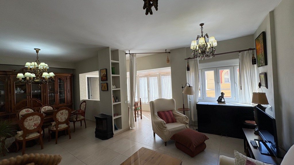 Apartment in Malaga, Spain 4 bedrooms, 172 sq.m. No. 120359