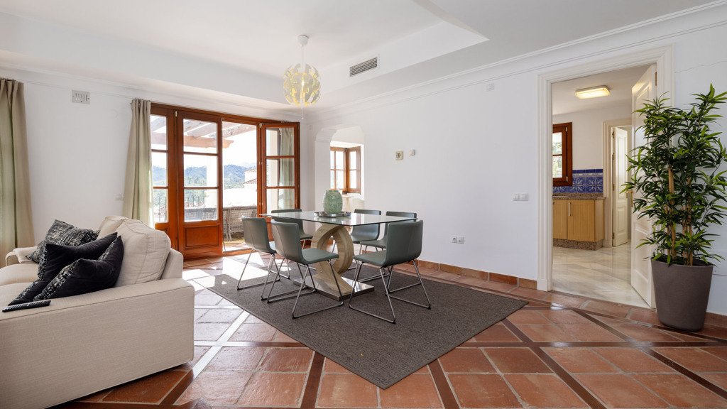 Townhouse in Benahavis, Malaga, Spanien 3 Schlafzimmer, 246 m2 Nr. 120361