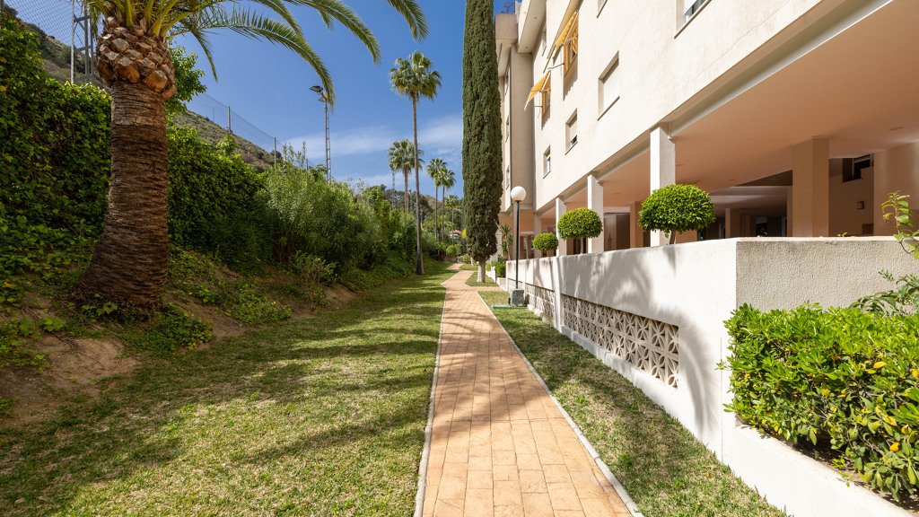 Dzīvoklis Malaga, Spānijā 5 istabas, 221 m2 Nr. 120358