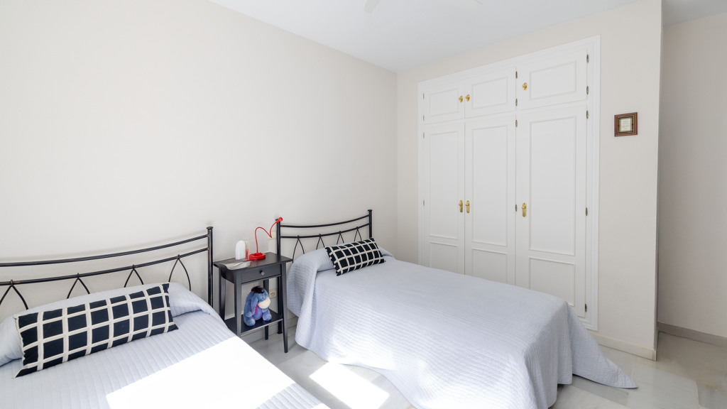 Dzīvoklis Malaga, Spānijā 5 istabas, 221 m2 Nr. 120358