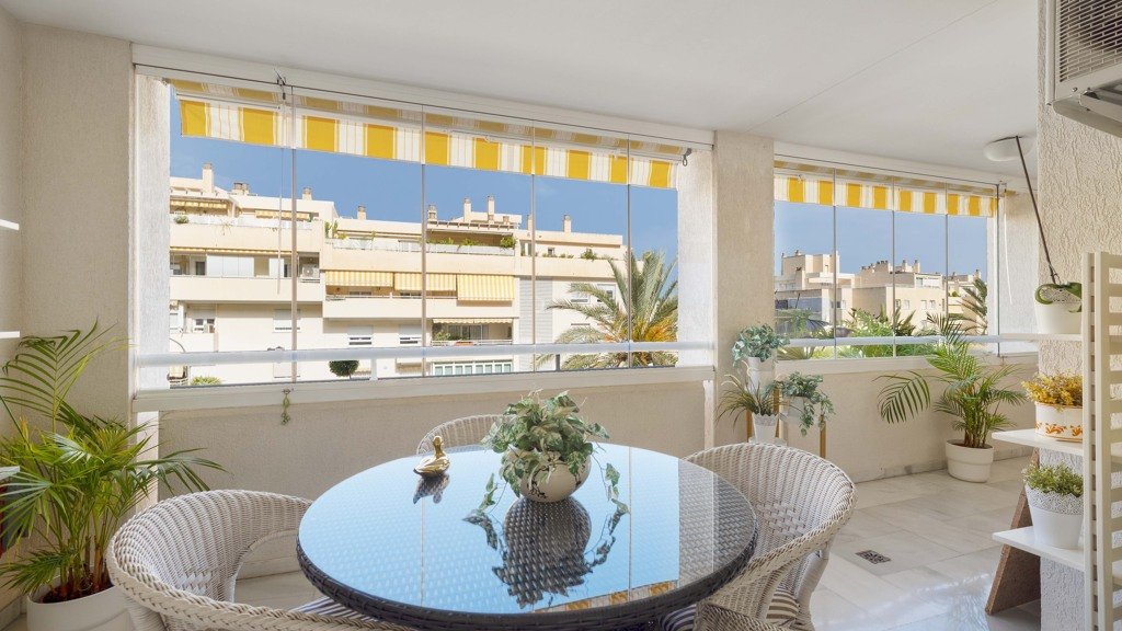 Dzīvoklis Malaga, Spānijā 5 istabas, 221 m2 Nr. 120358