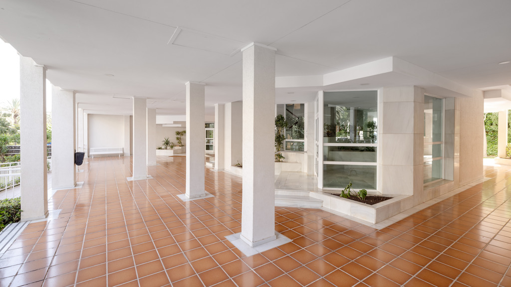 Dzīvoklis Malaga, Spānijā 5 istabas, 221 m2 Nr. 120358