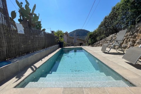 Radhus i Pollenca, Mallorca, Spanien 2 sovrum, 91 kvm. Nr. 128226
